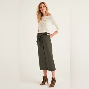 Boden “ Isabel” pencil skirt in olive green
